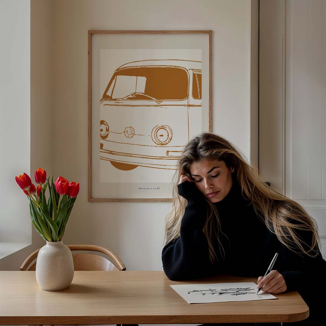 Retro Camper Van Avontuur Poster-WallArtistic