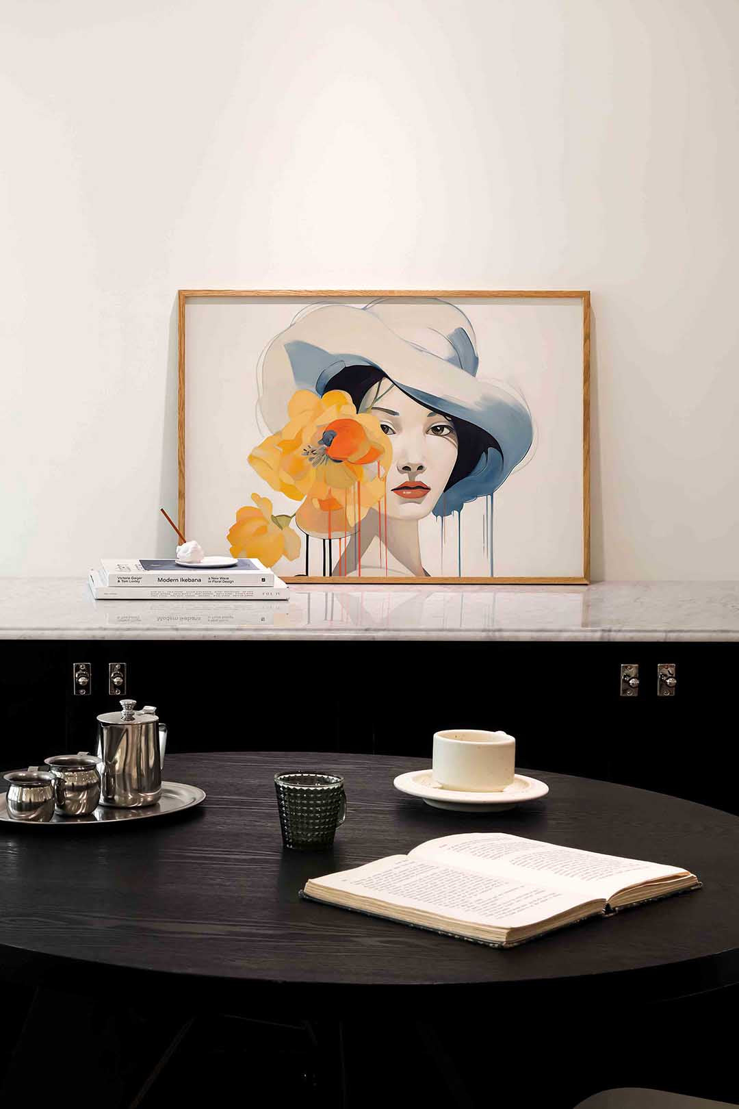 Vrouw met hoed en bloemen Poster