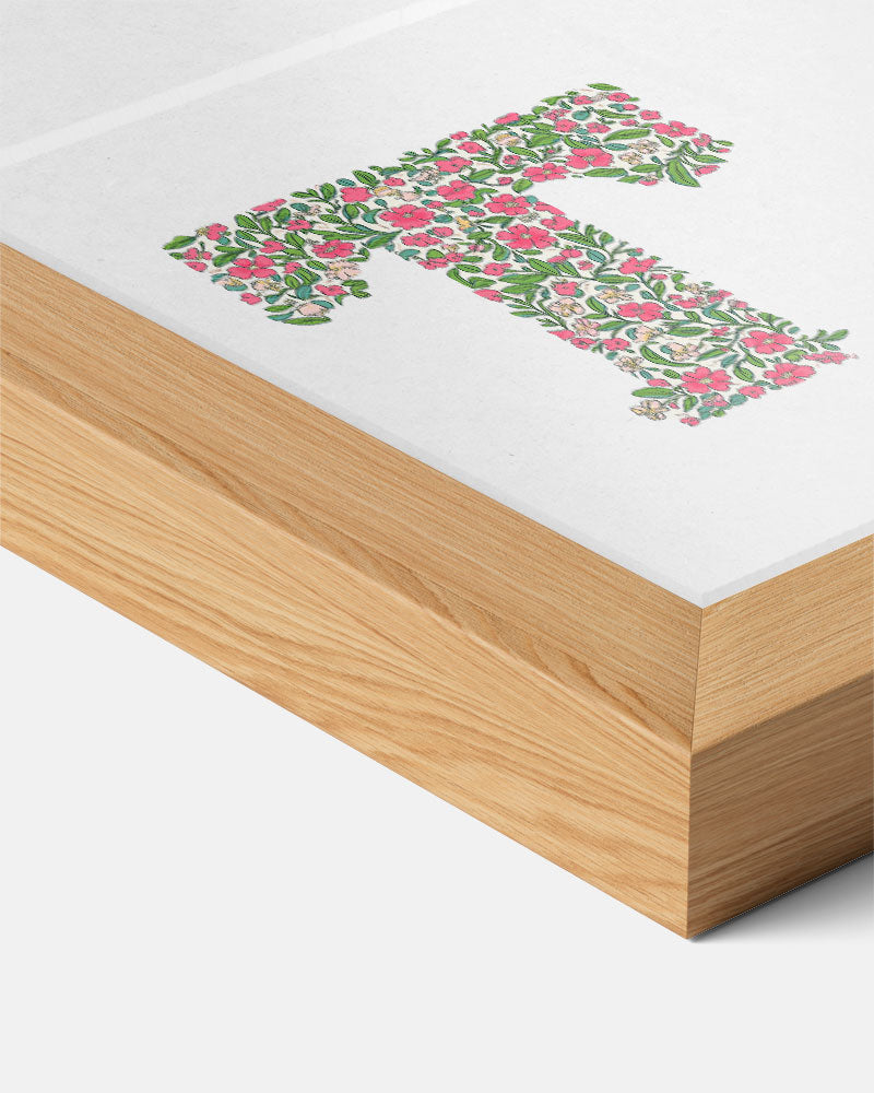 Bloemrijke T Monogram Poster