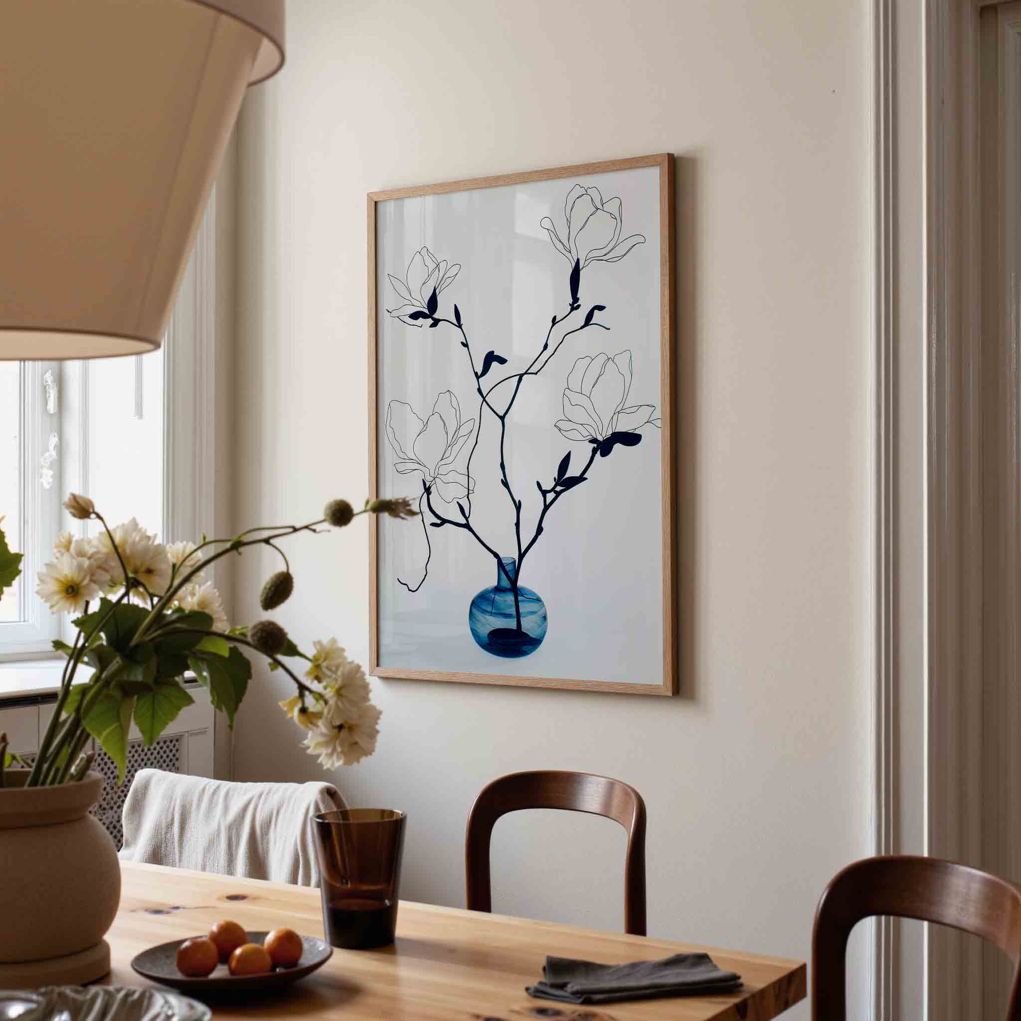 Bloemen in blauwe vaas Poster