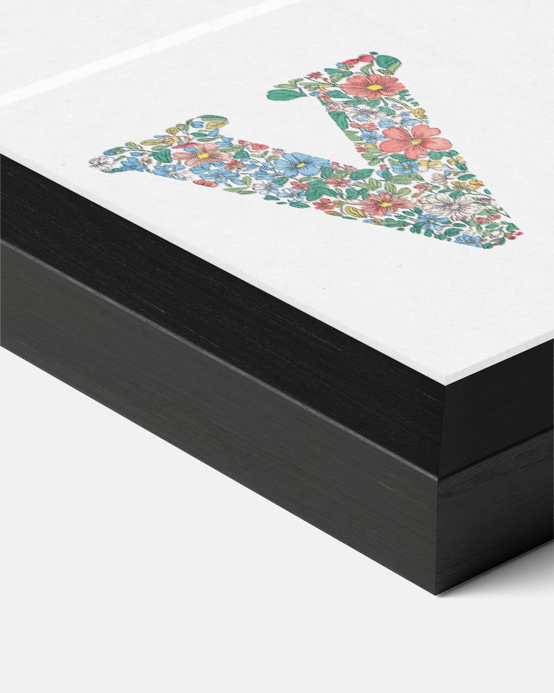Bloemrijke Letter V Poster