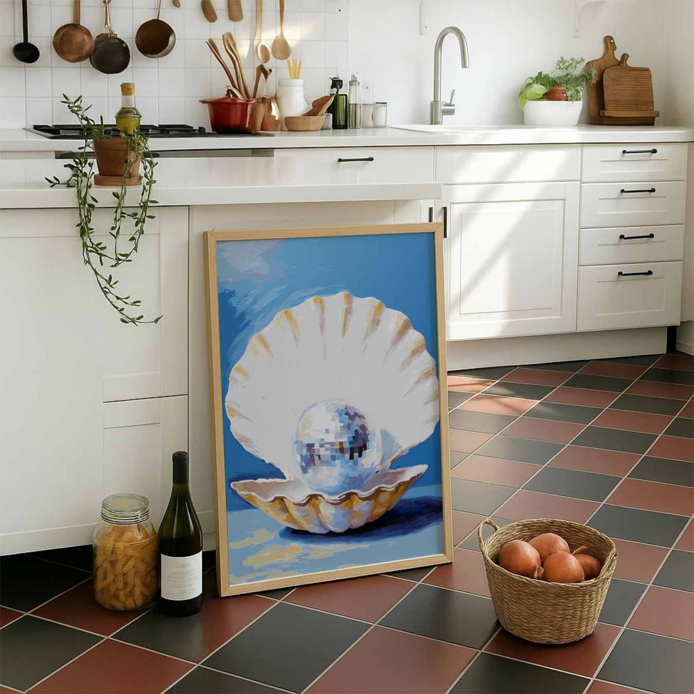 Glanzende Discobal in Schelp Poster
