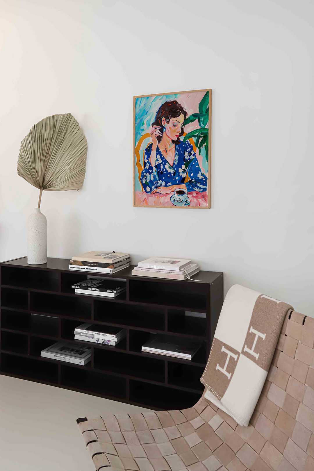 Vrouw met kopje Poster