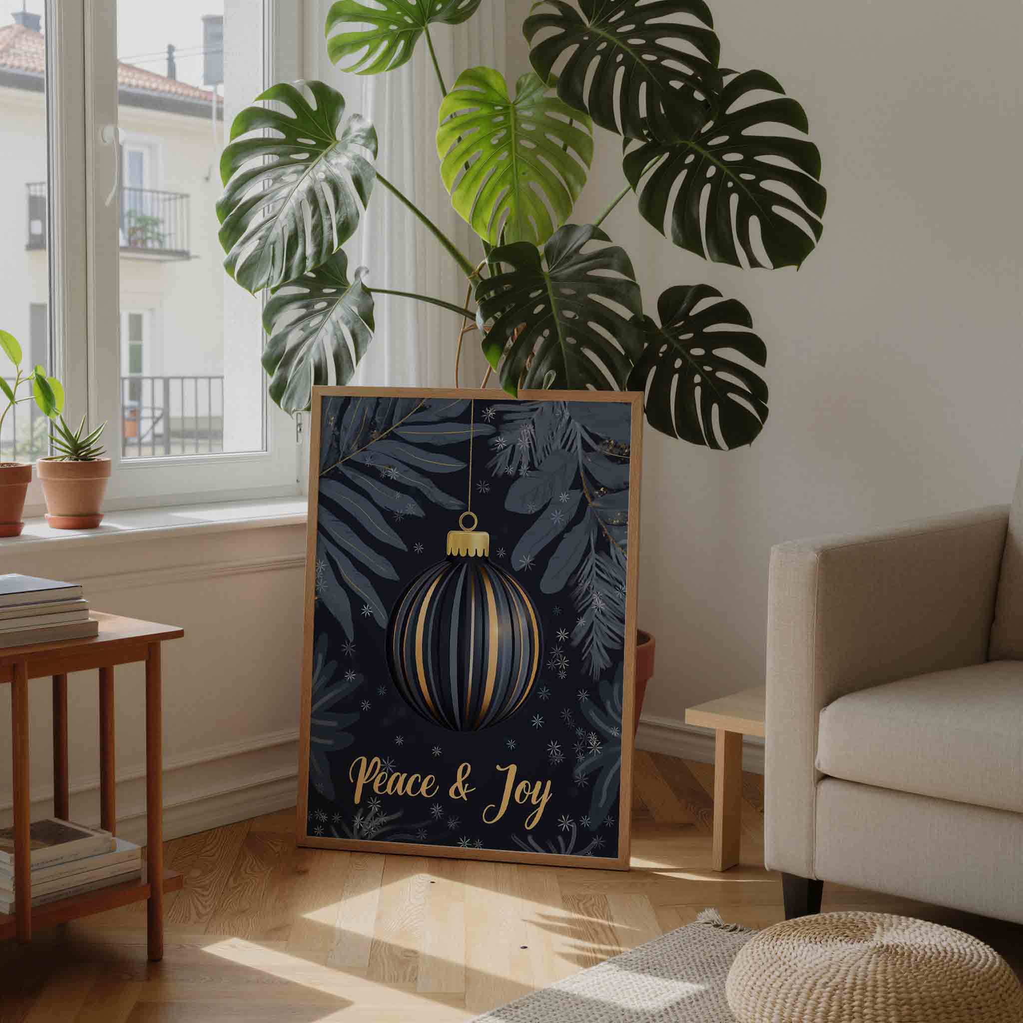 Kerstbal en bladeren Poster