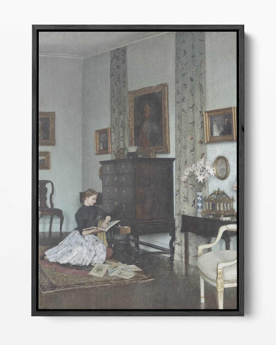 Lezen in een Sereen Salon Kunstwerk-canvas-dibond-plexiglas-wanddecoratie-WallArtistic