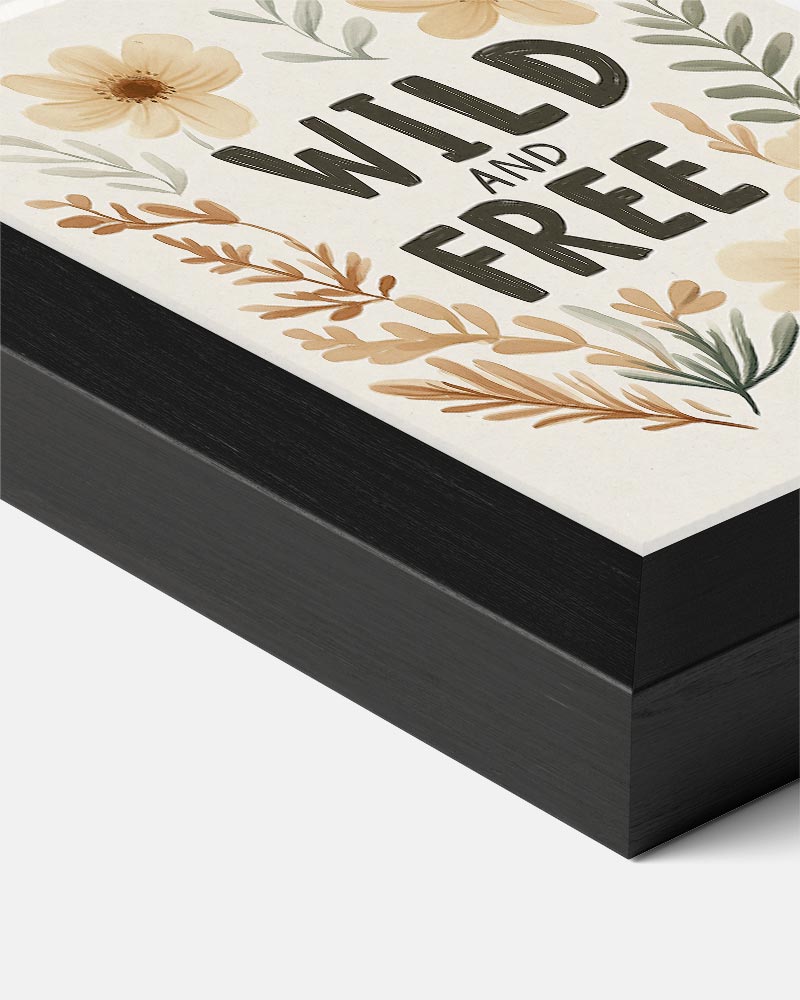 Wild and Free Bloemenposter