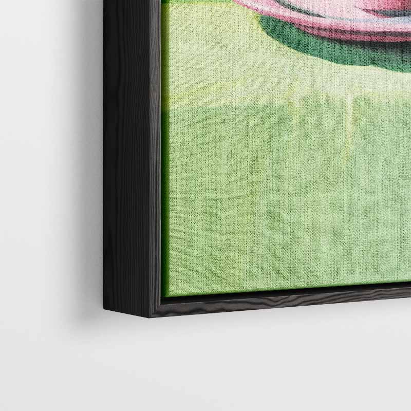 Roze Kopje op Groen Tafellaken Kunstwerk-canvas-dibond-plexiglas-wanddecoratie-WallArtistic