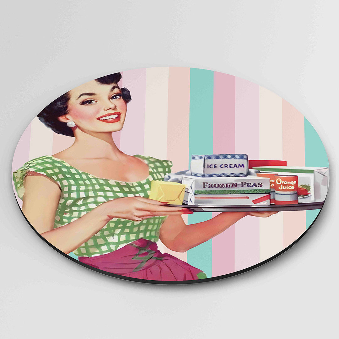 Vrouw met dienblad Muurcirkel