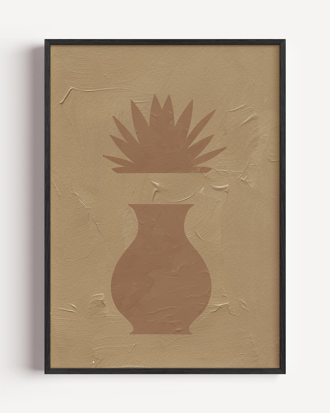 Elegante Vaas op Zandkleurige Achtergrond Poster-WallArtistic