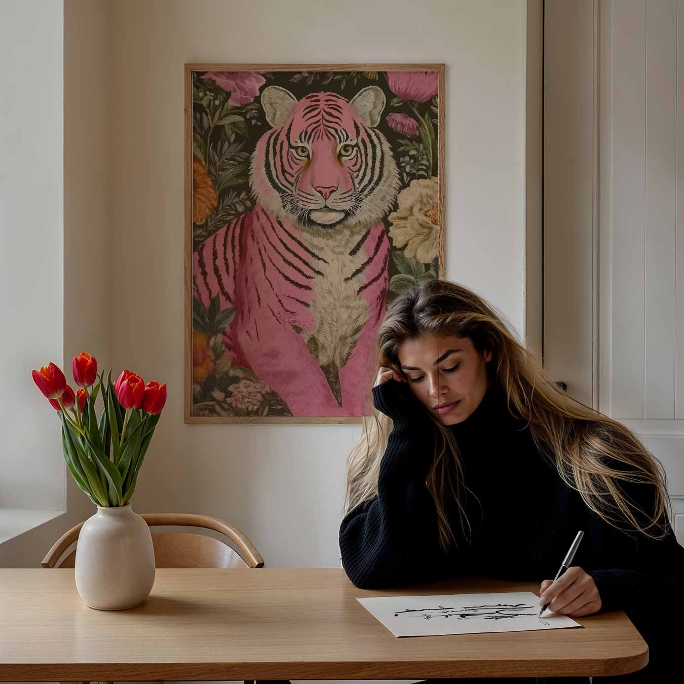 Roze Tijger en Bloemen Poster