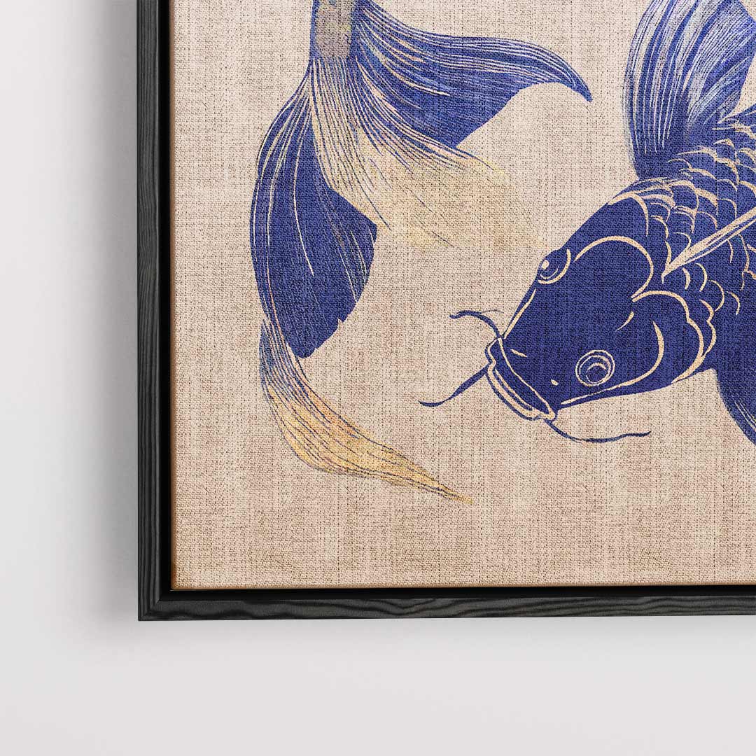Kunstwerk: Tanzende Kois in blauer Pracht