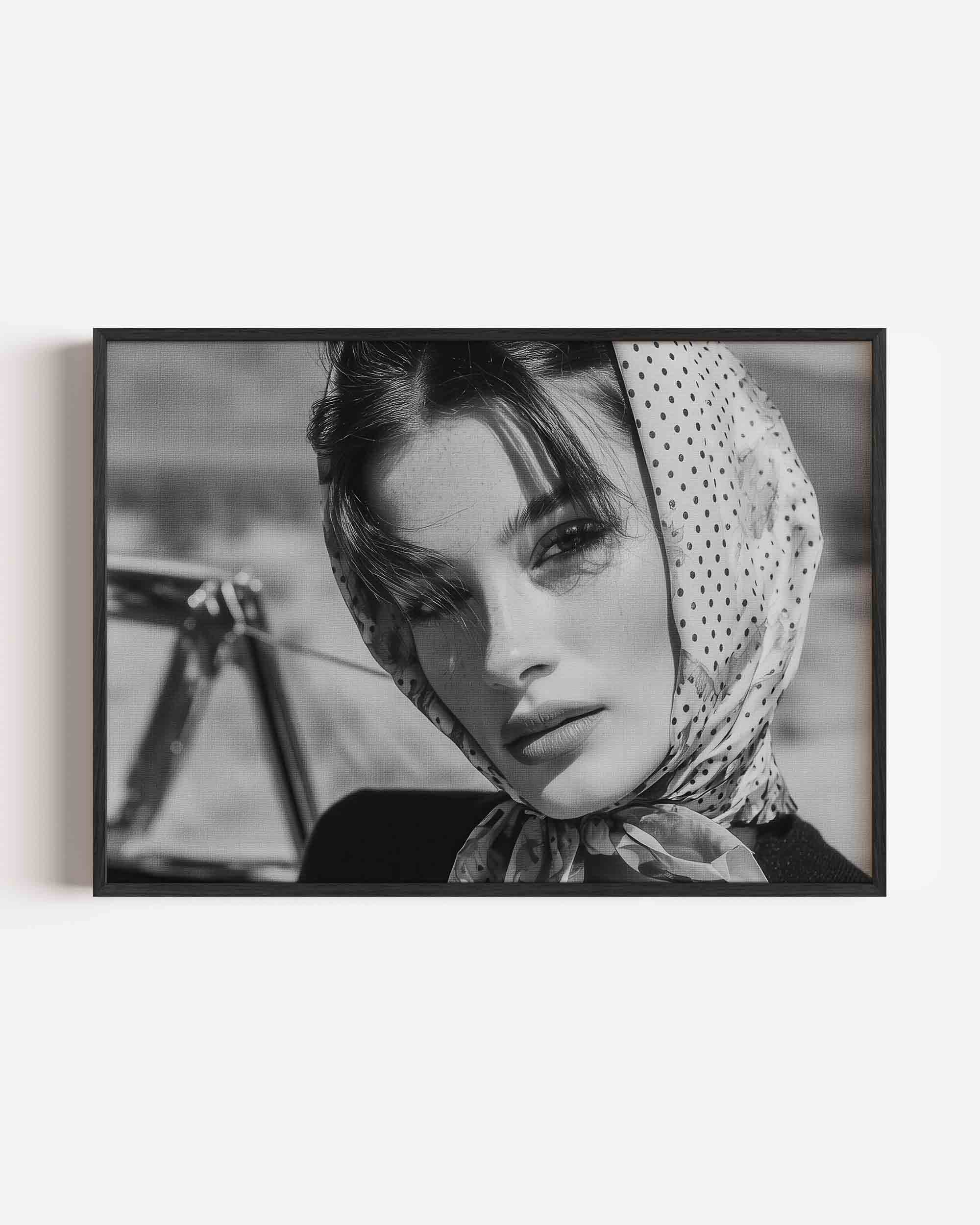 Vrouw met hoofddoek Poster