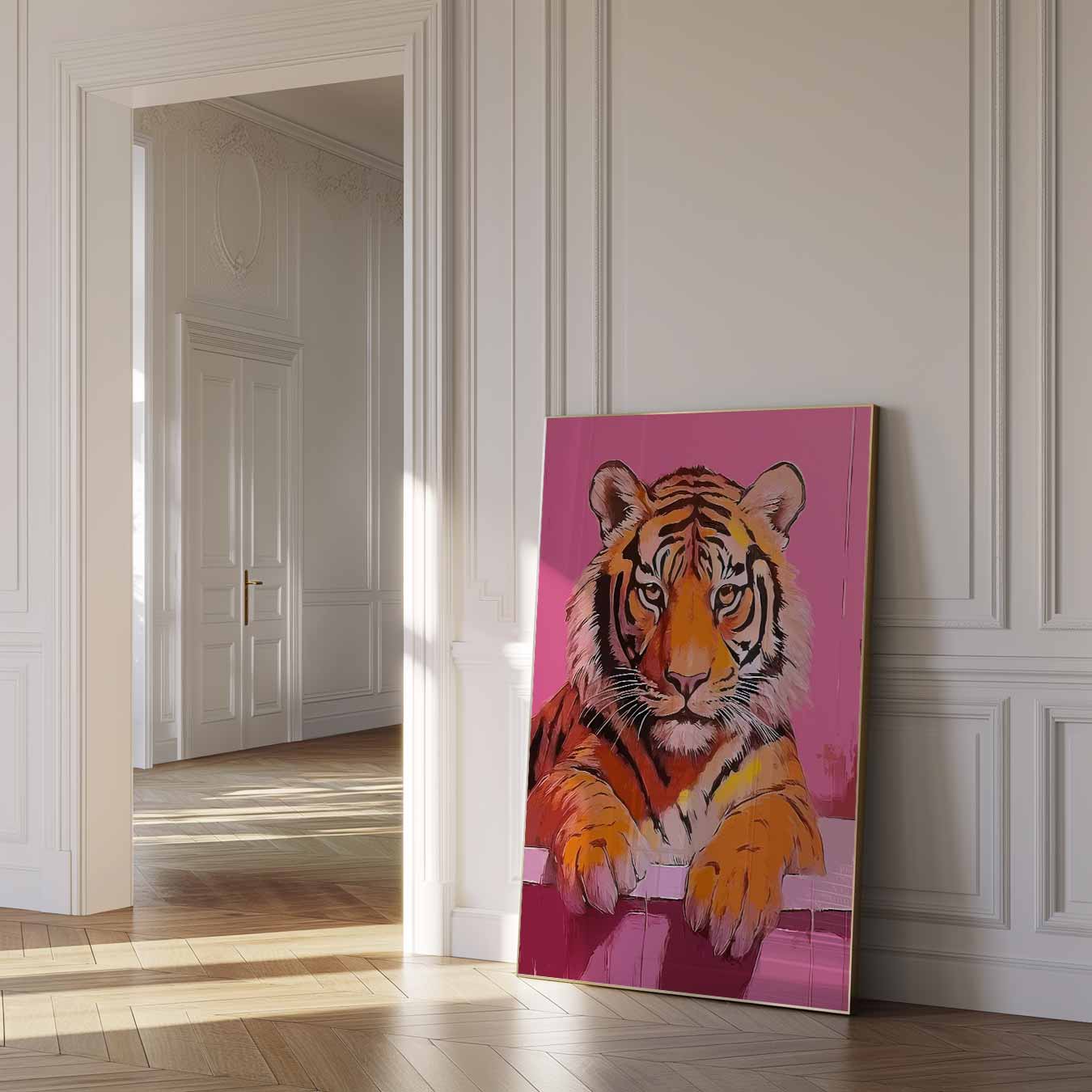 Exotische Tijger in Stijlvolle Roze Badkamer Poster