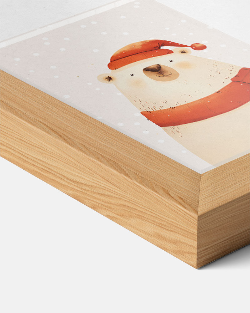 Winterse IJsbeer Met Muts Poster-WallArtistic