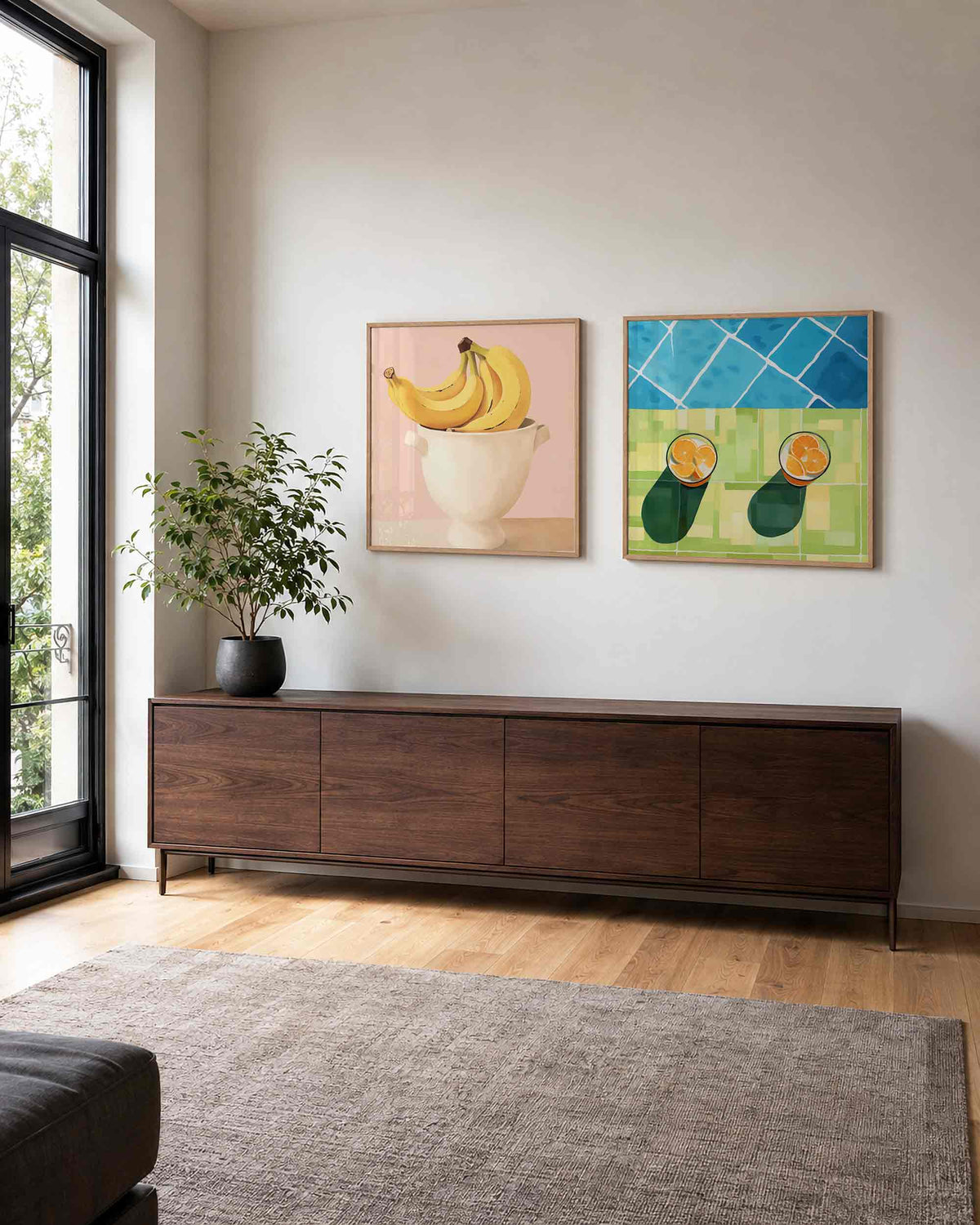 Interieurpresentatie van een tweedelige vierkante posterset met fruit en citrus