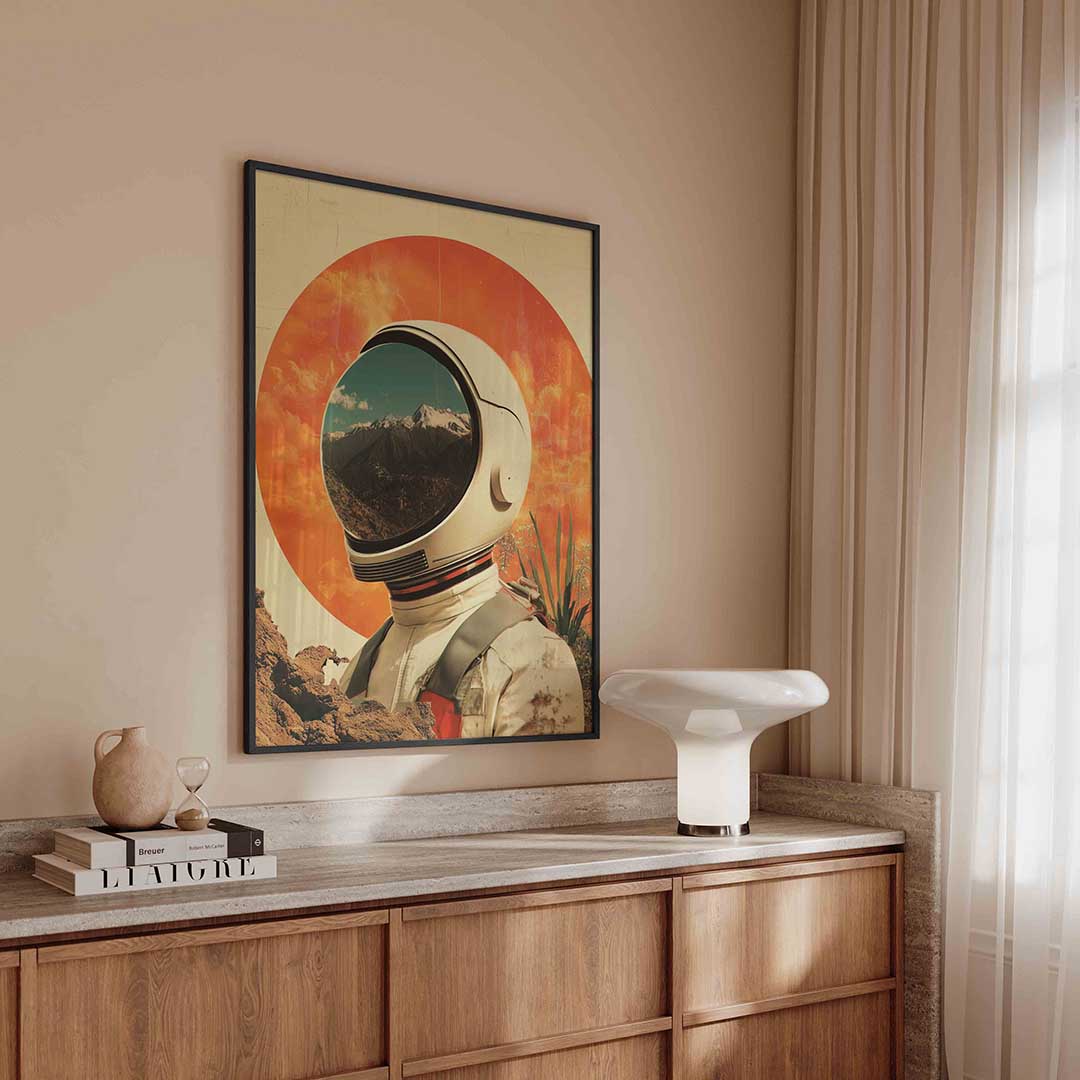 Astronaut en bergen Poster