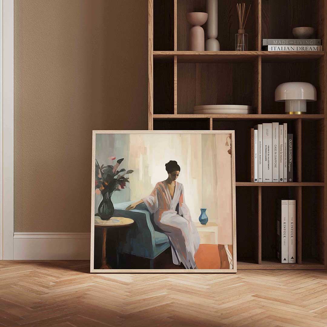 Vrouw in interieur Poster