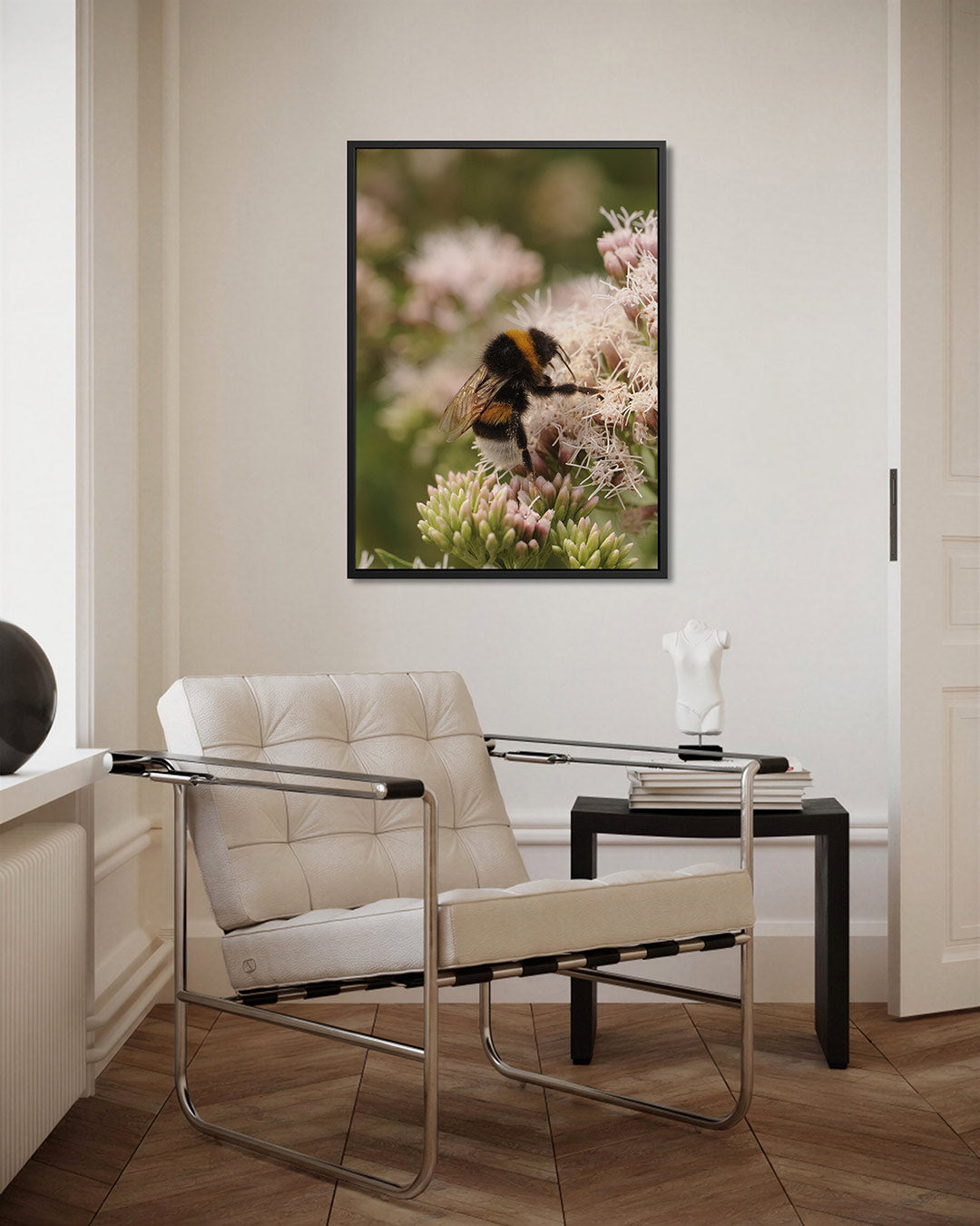 Bij op bloem Kunstwerk