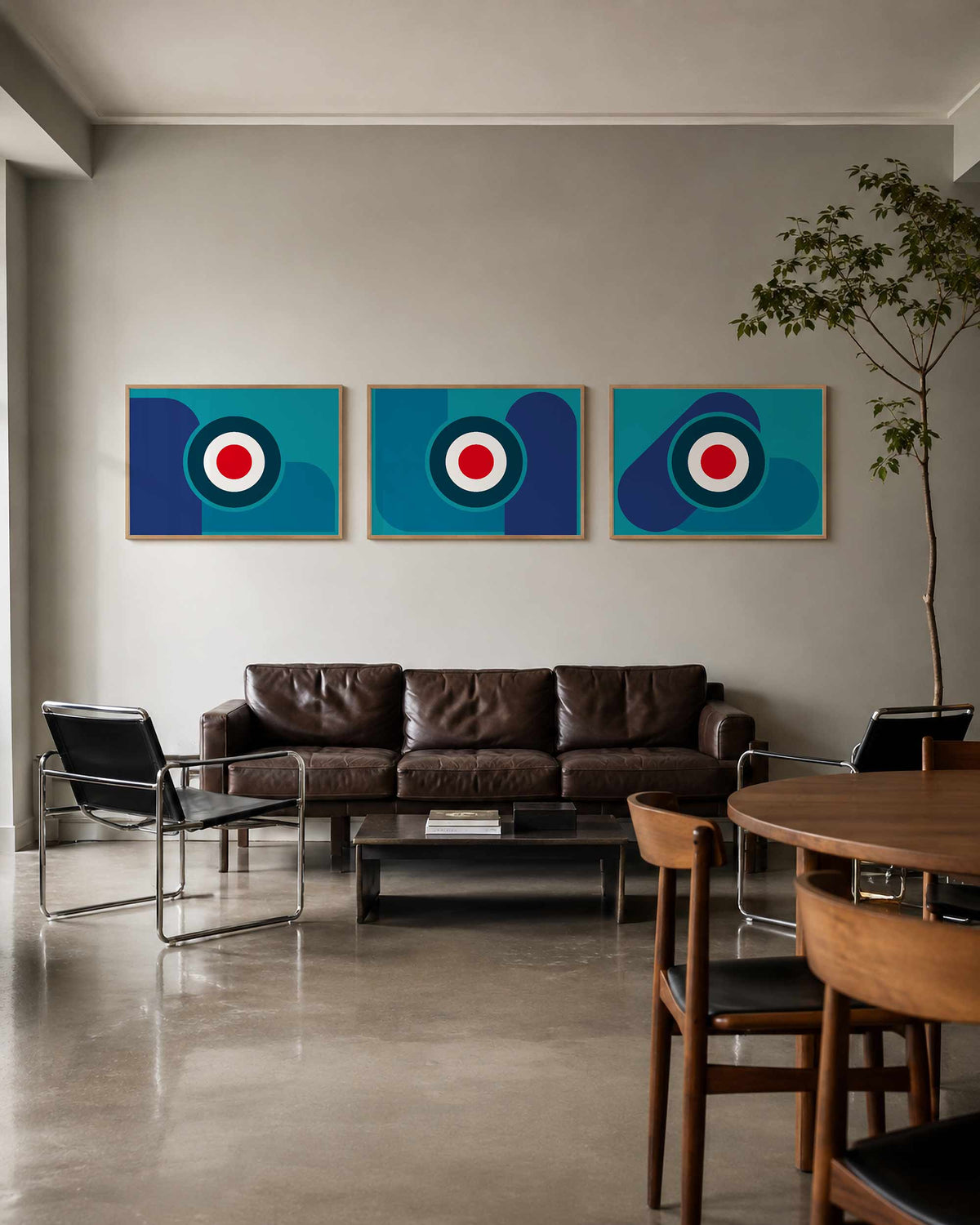Interieurmockup van drieluik landscape-posterset met turquoise doelringen