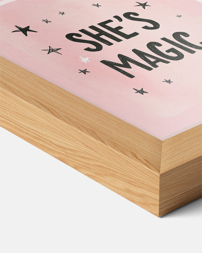 Inspirerende She's Magic Poster-WallArtistic