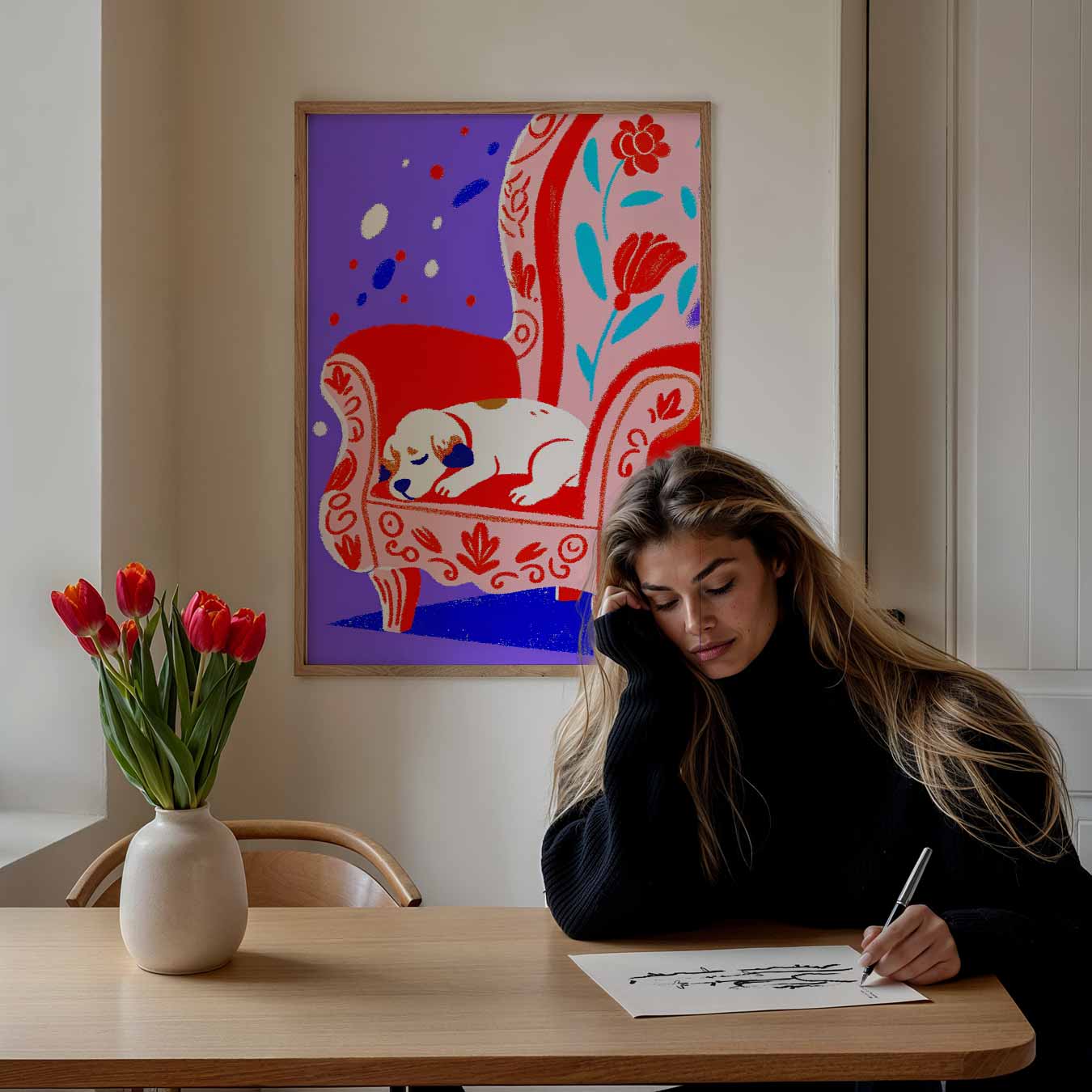 Dromerige Puppy op Bloemrijke Fauteuil Poster