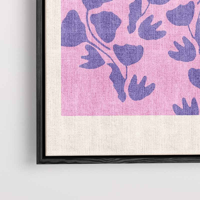 Vrolijke Paarse Bloemen op Roze Kunstwerk-canvas-dibond-plexiglas-wanddecoratie-WallArtistic