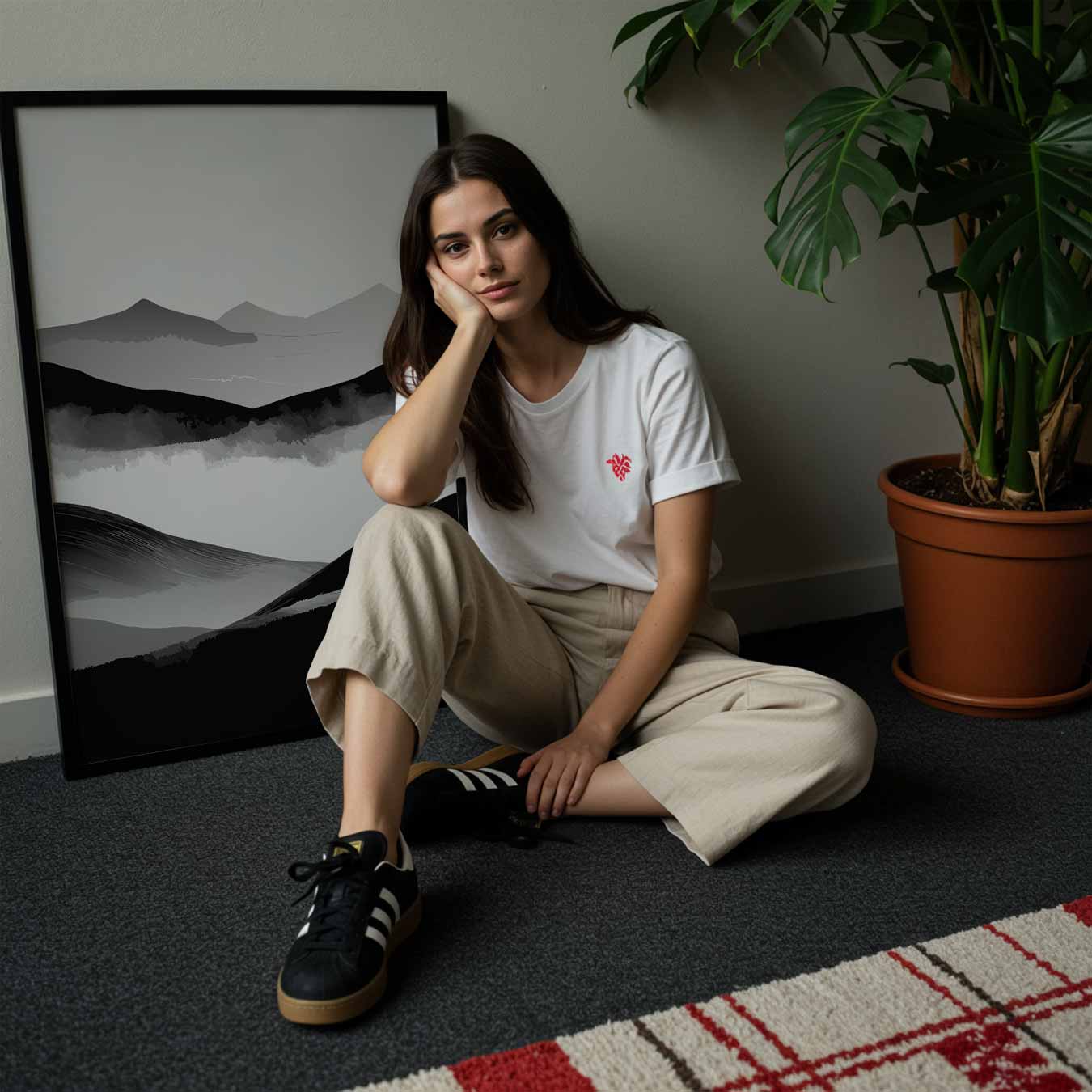 Sereen Berglandschap in Grijstinten Poster