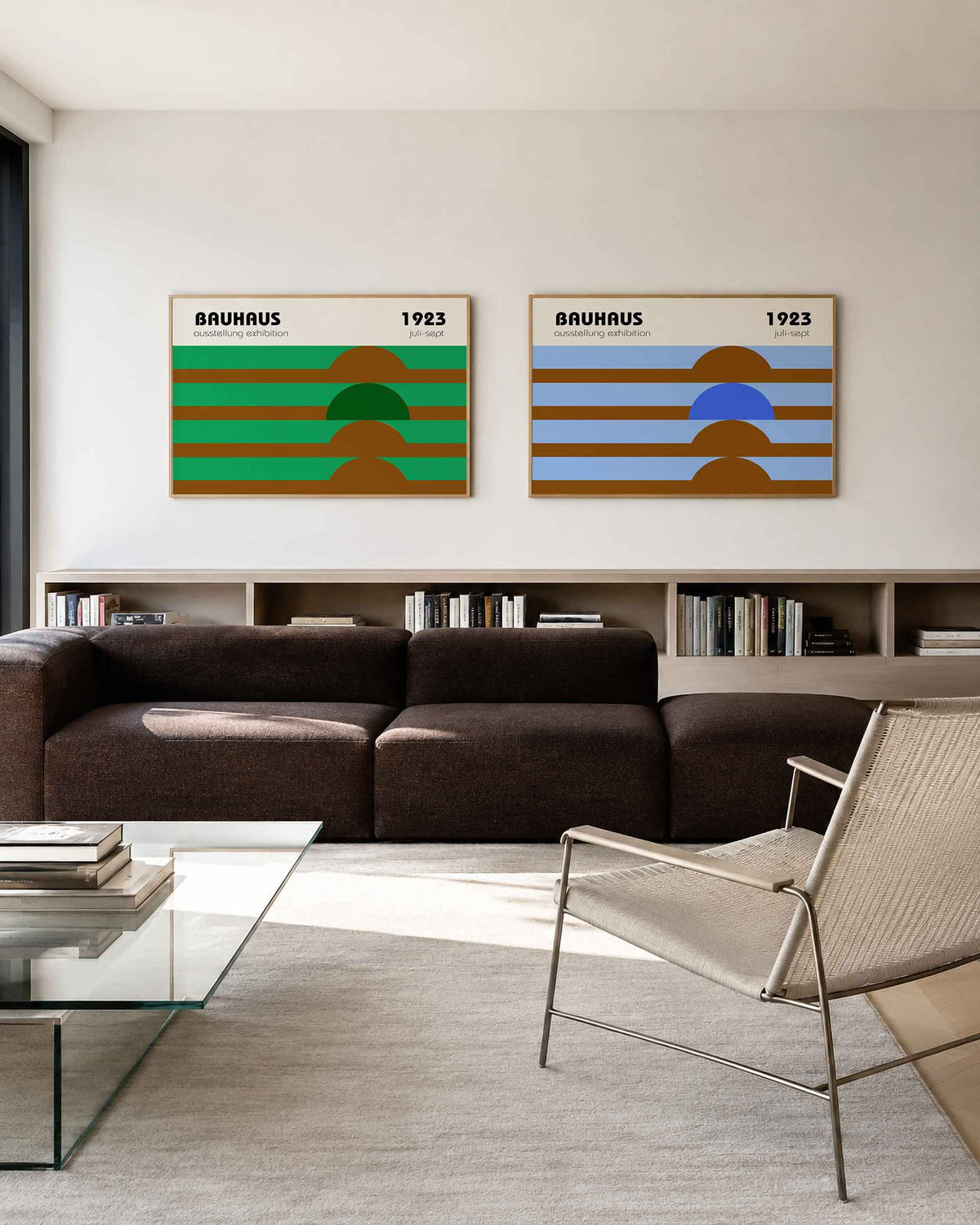 Interieurmockup van tweedelige landscape-posterset met halve cirkels en horizon