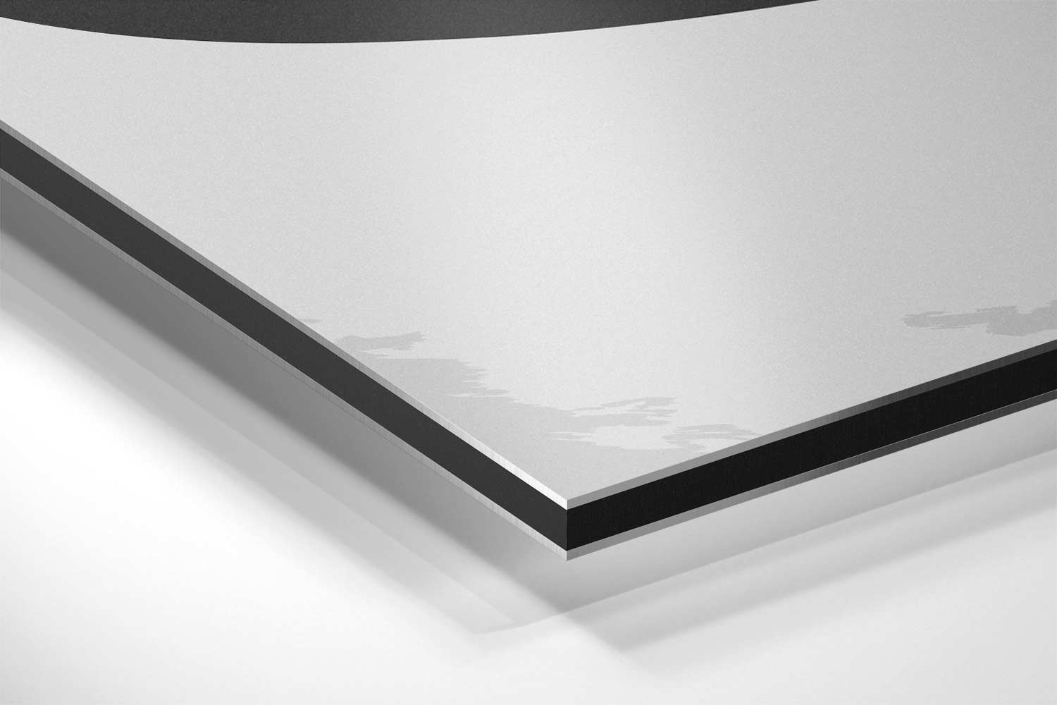 Zwarte Slinger op Helder Witte Achtergrond Kunstwerk-canvas-dibond-plexiglas-wanddecoratie-WallArtistic