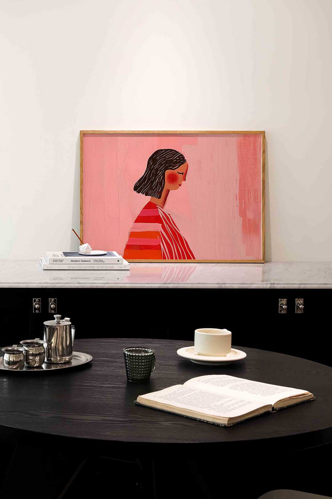 Vrouw met gestreepte trui Poster
