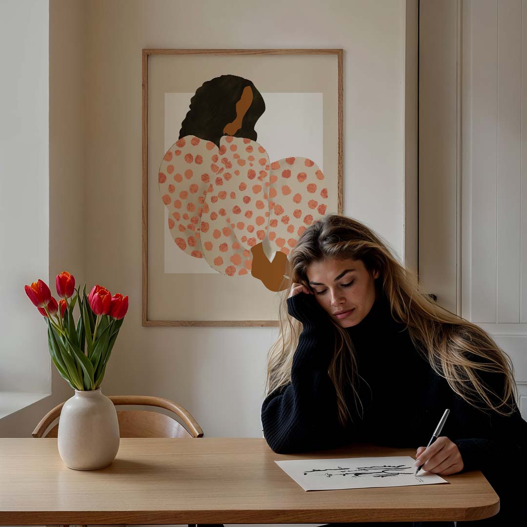 Stijlvolle Vrouwelijke Zithouding Poster-WallArtistic