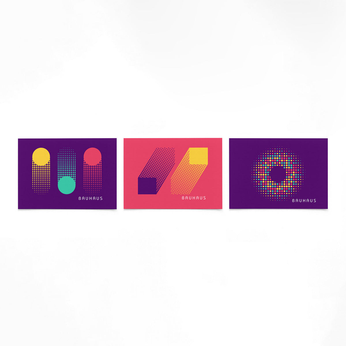 Drie landscape posters met stippen en cirkelvlakken als vrijstaande productfoto