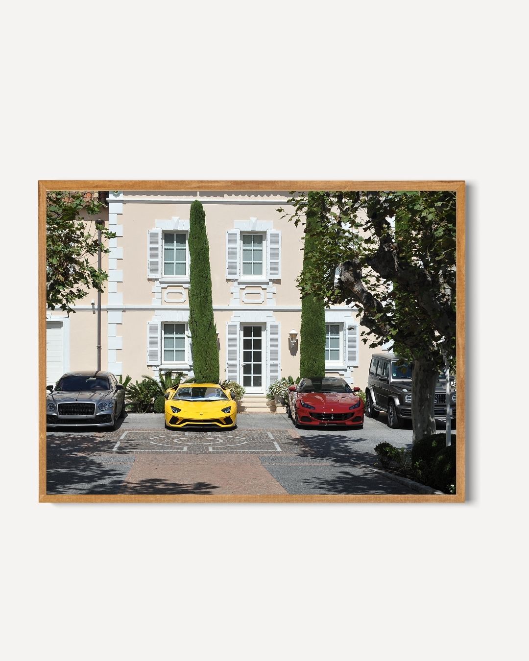 Luxusvilla mit Sportwagen-Poster