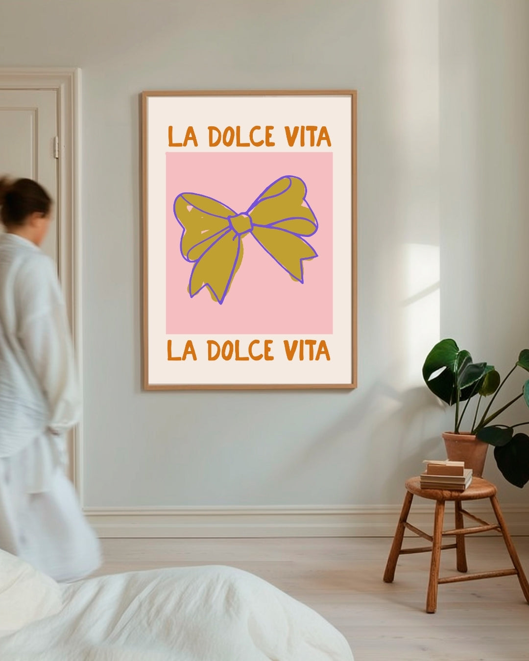 La Dolce Vita Bow Poster