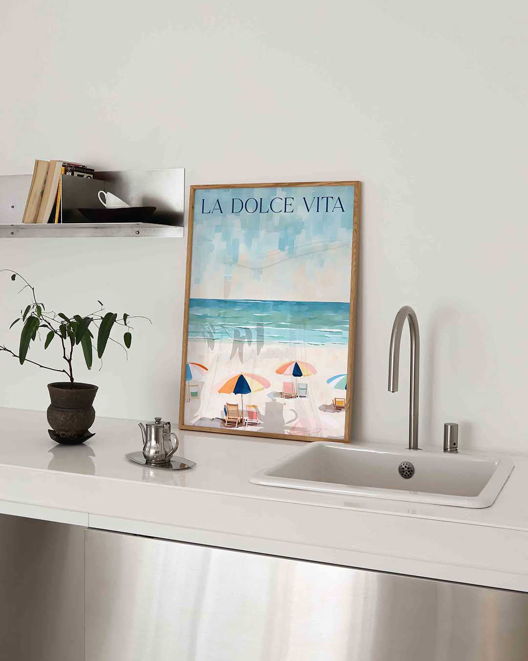 Strandstoelen en parasols Poster