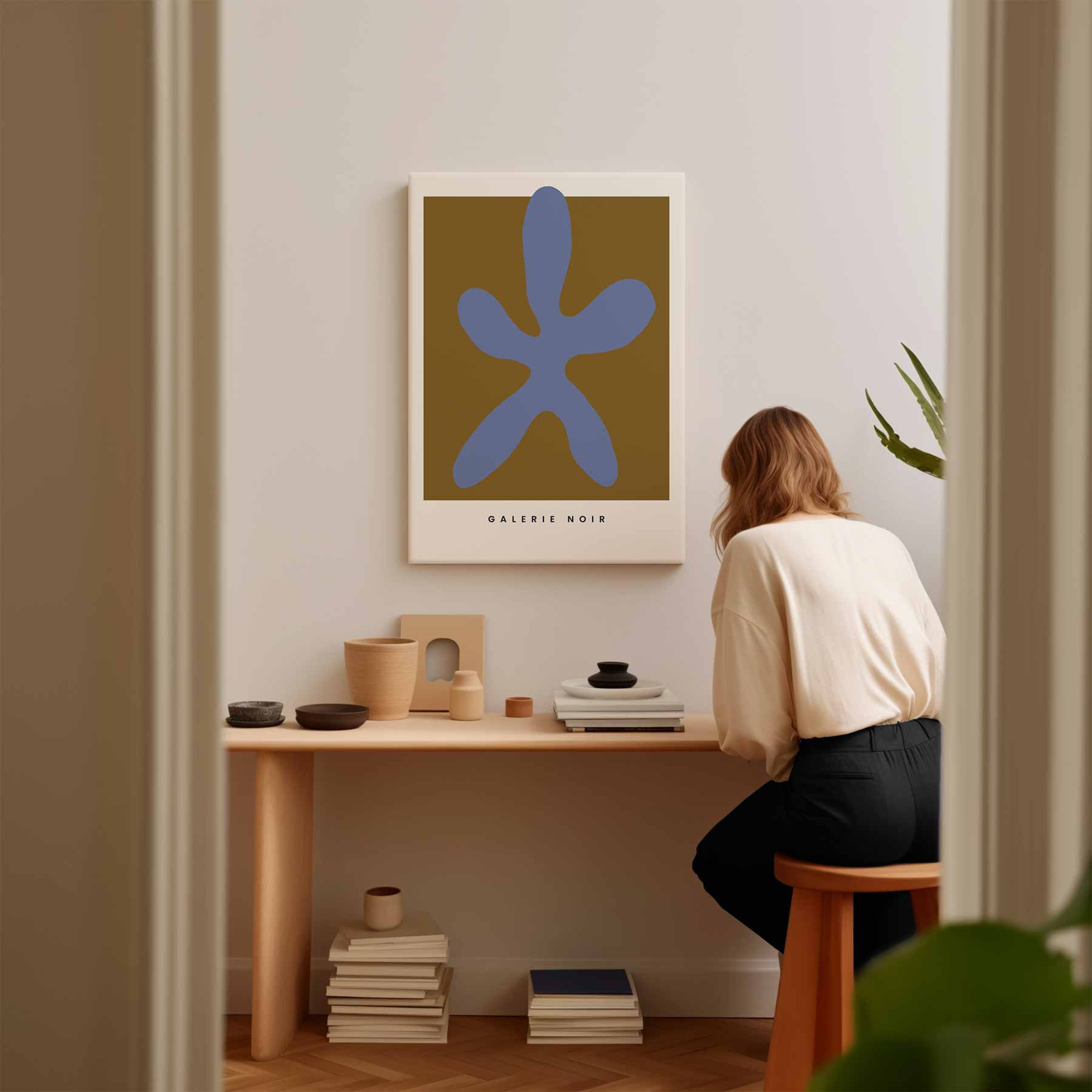 Blauwe Abstracte Vormen op Oker Kunstwerk-canvas-dibond-plexiglas-wanddecoratie-WallArtistic