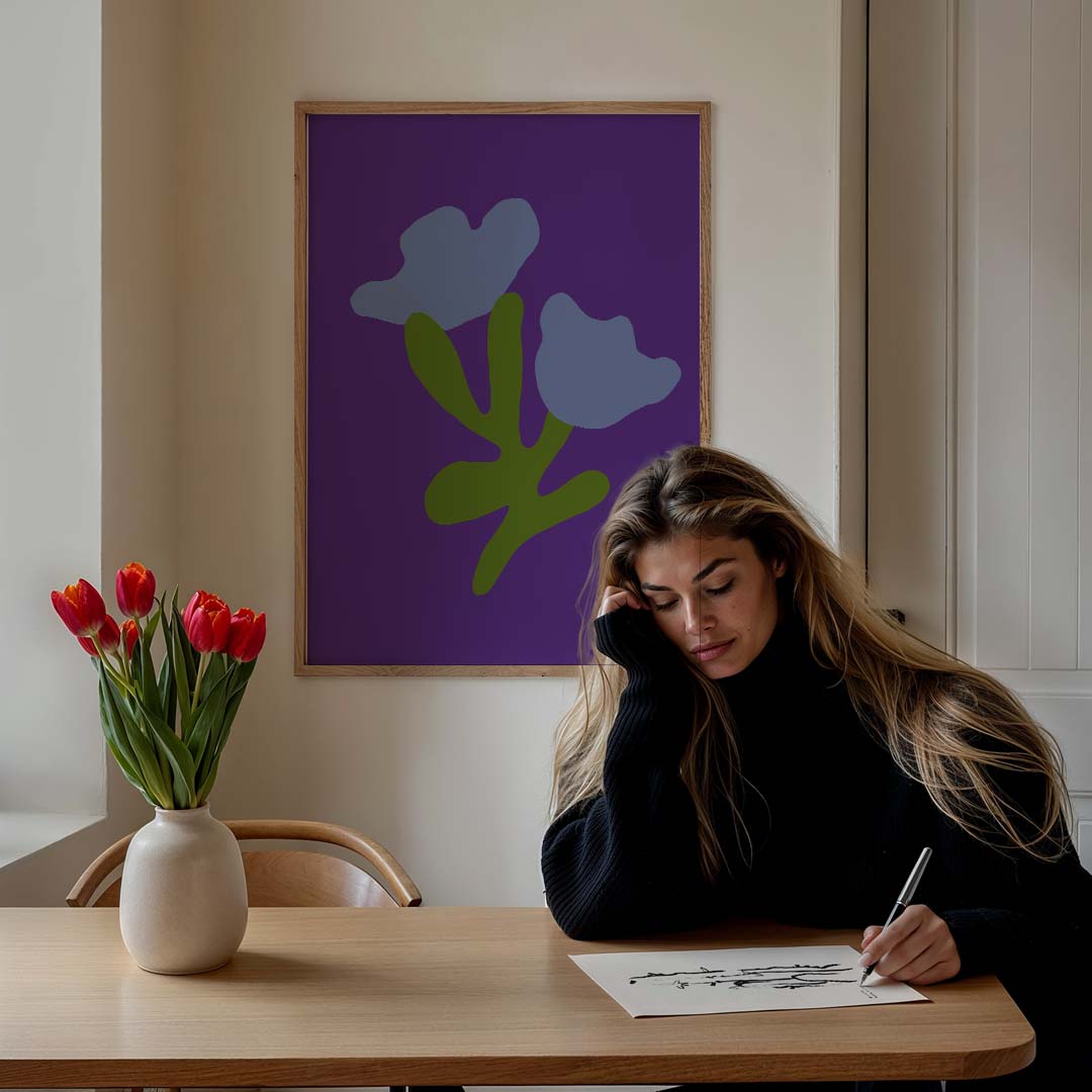 Bloemige Elegantie op Paars Poster-WallArtistic