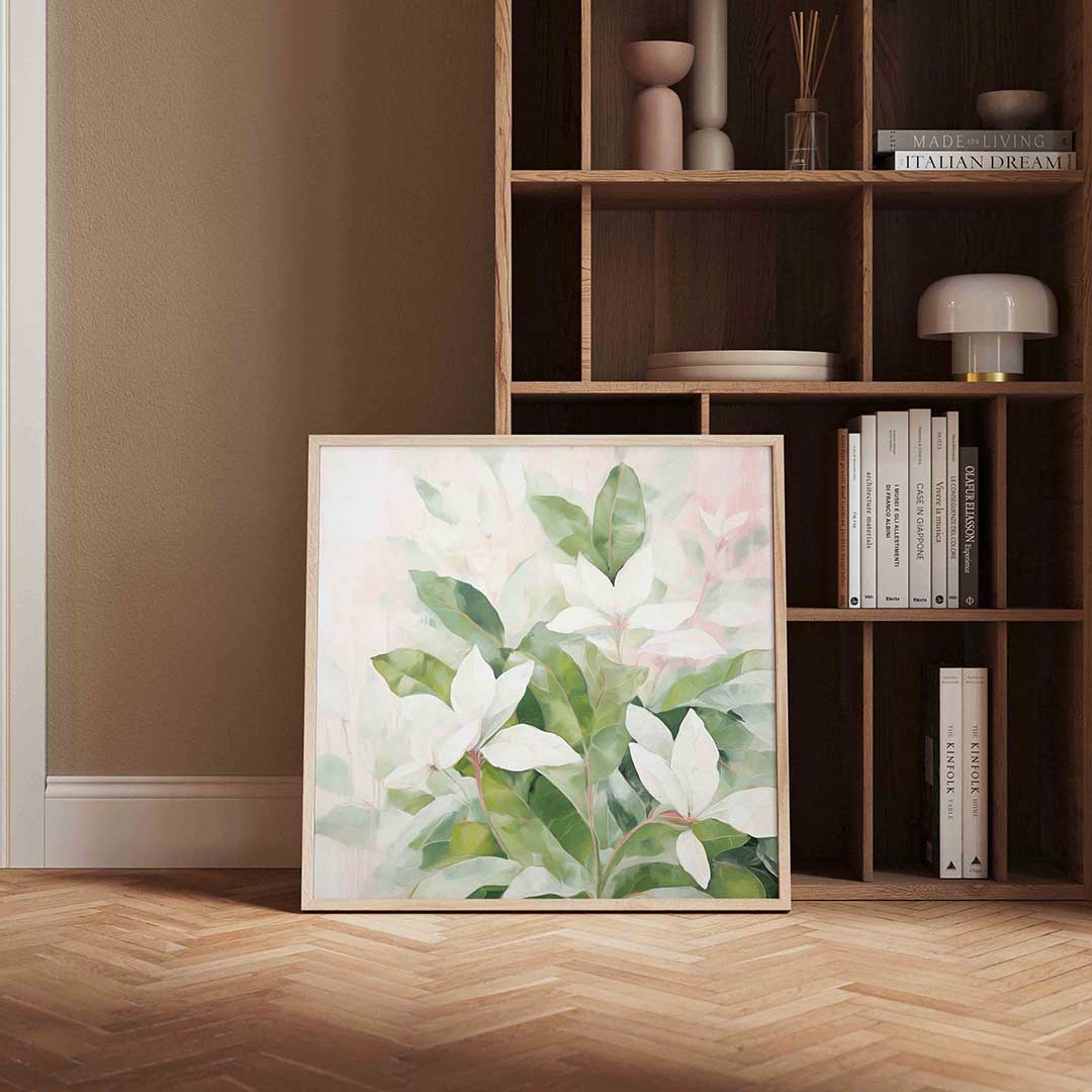 Witte bloemen en groene bladeren Poster