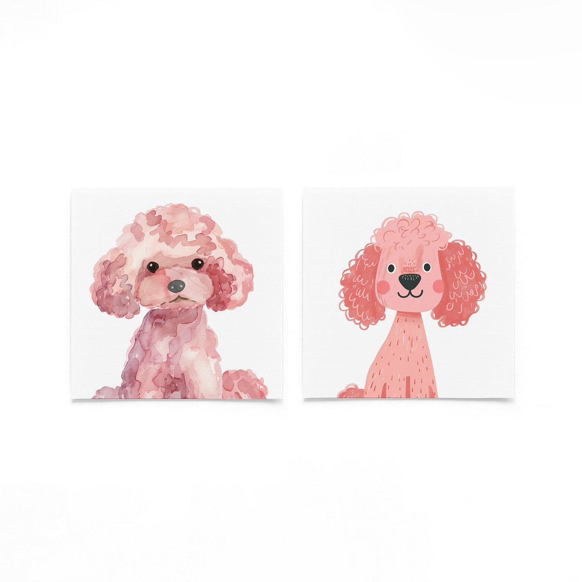 Twee vierkante posters met roze poedels op een gebroken witte achtergrond