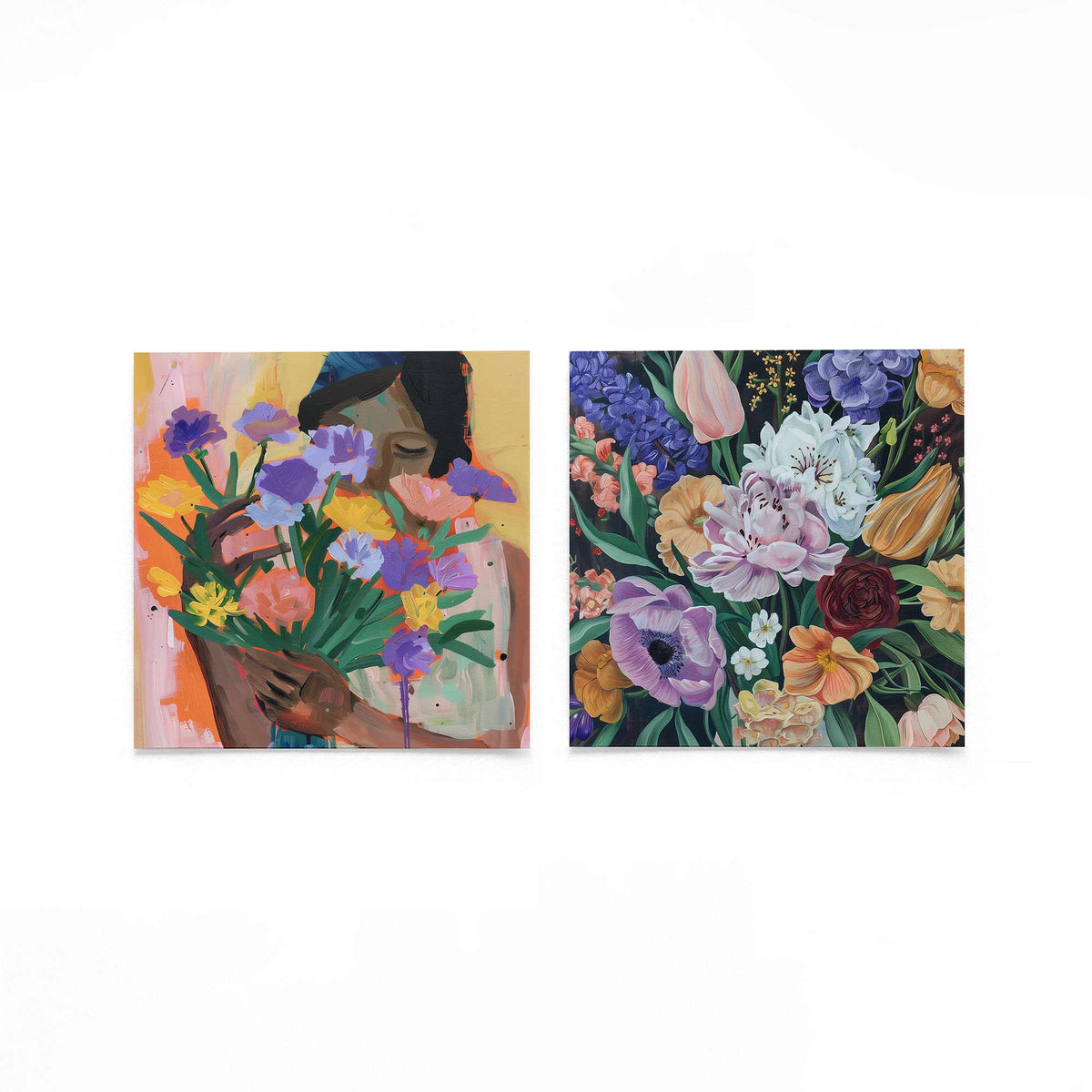 Twee vierkante posters met vrouw met bloemen op een gebroken witte achtergrond