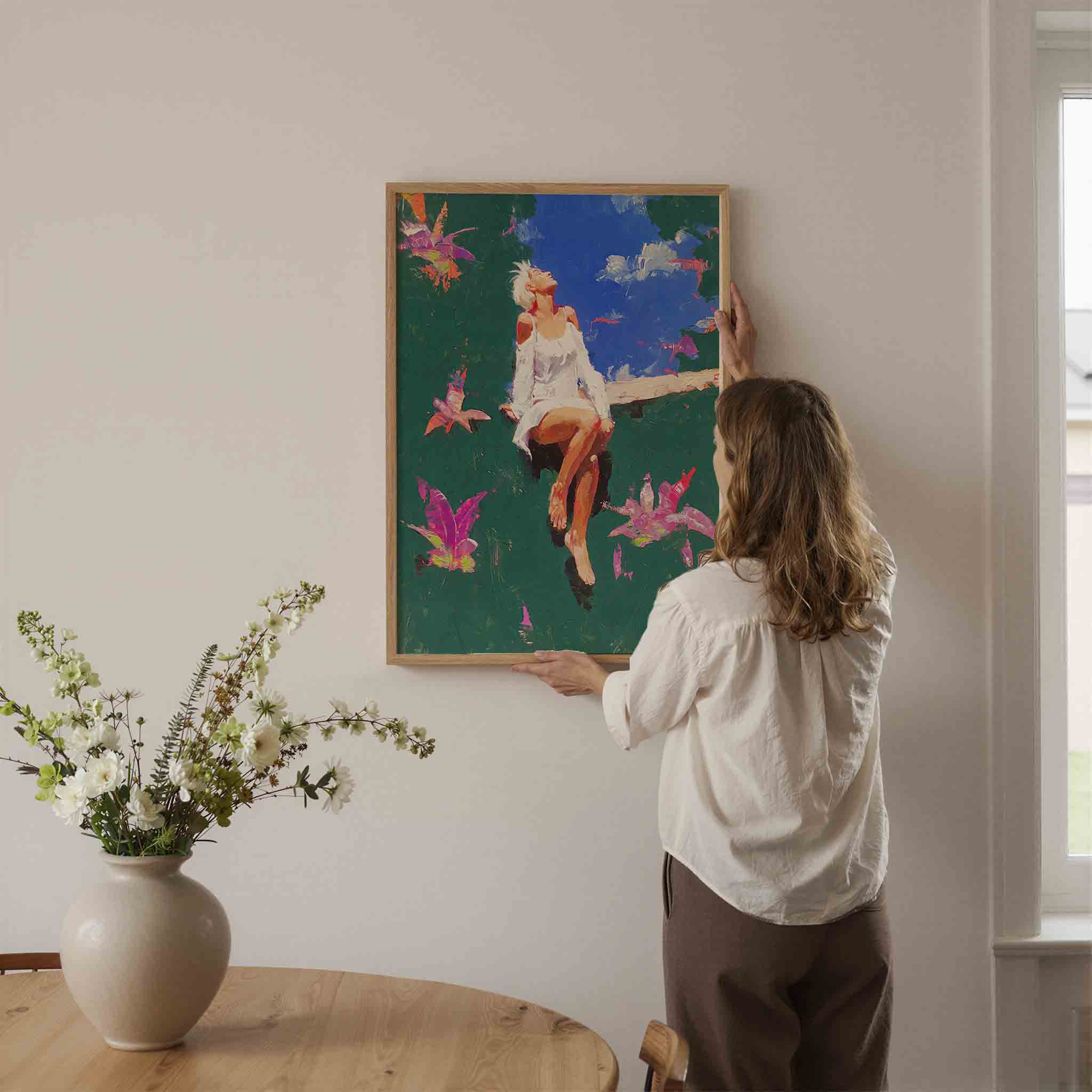 Vrouw in witte jurk Poster
