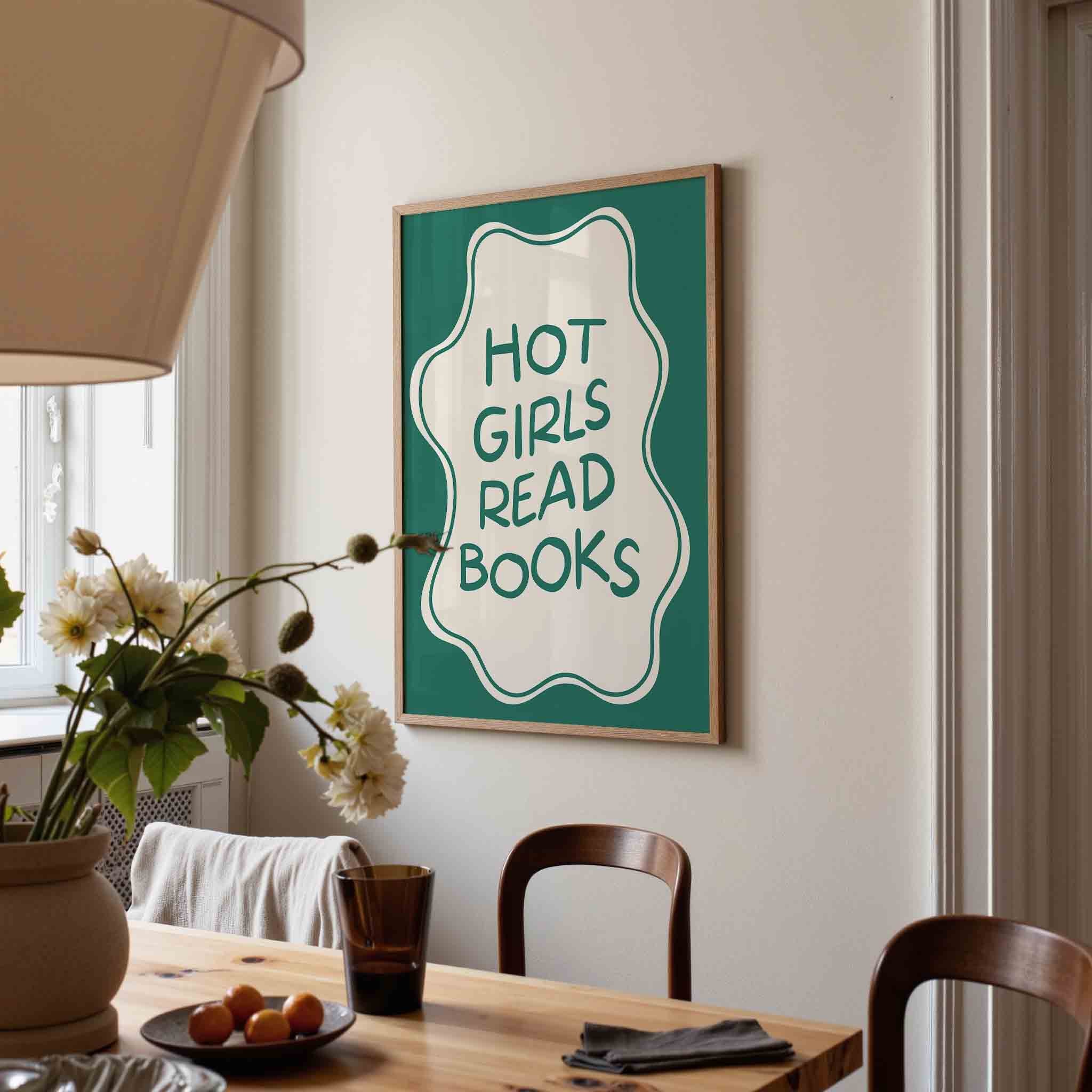 Hot girls read books Poster