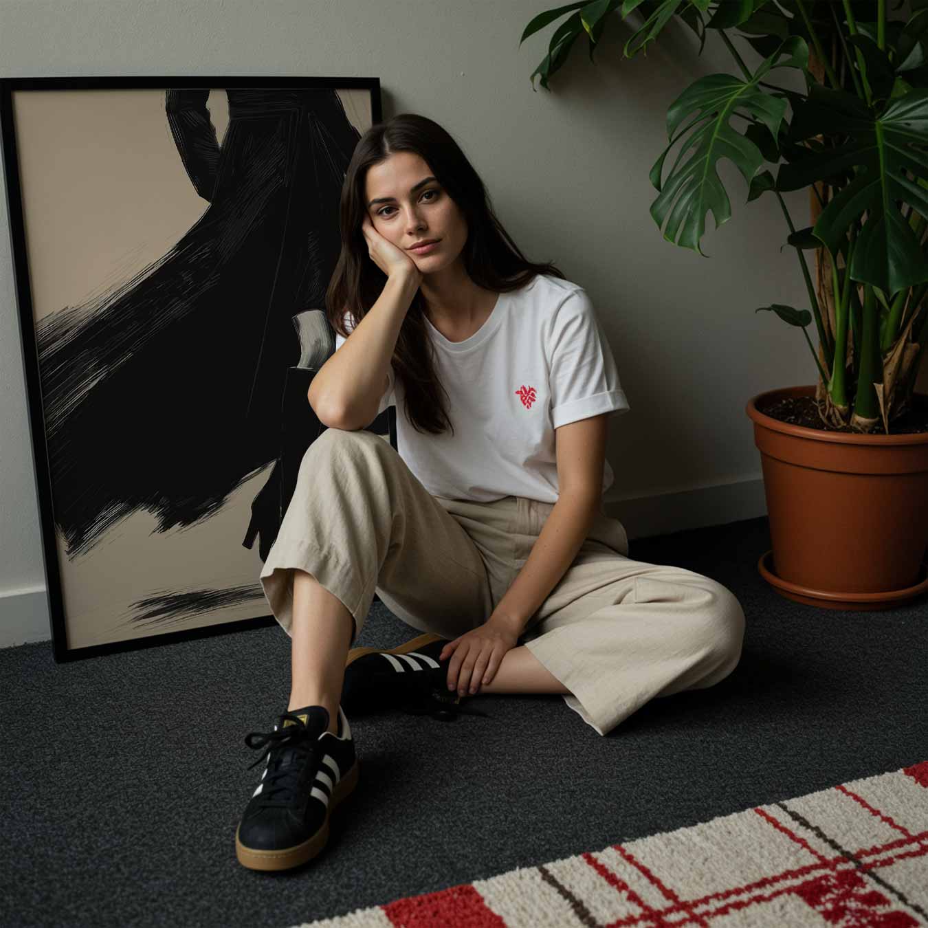 Elegante Stijlvolle Vrouw in Zwart Poster