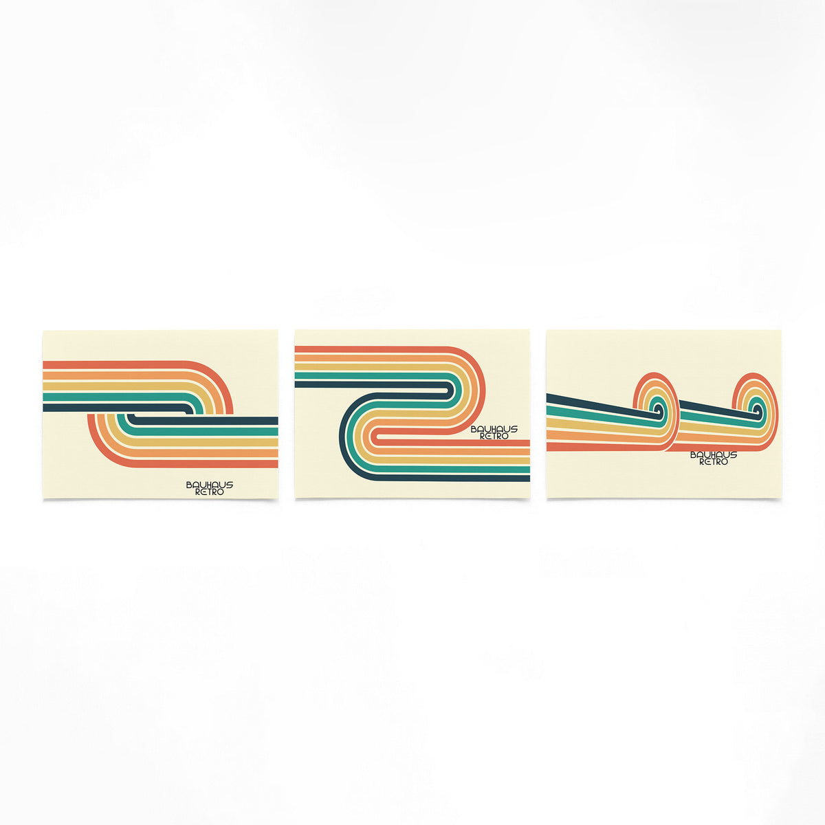 Drie landscape posters met golvende kleurenbanen als vrijstaande productfoto