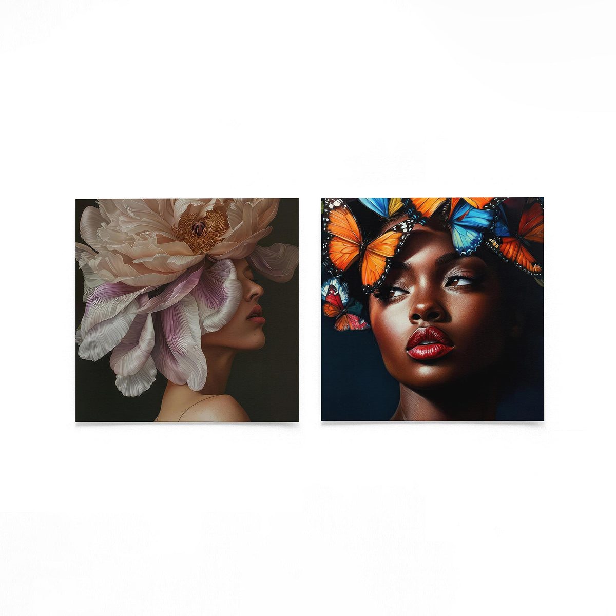 Twee vierkante posters met bloemen, vlinders en gezichten op een gebroken witte achtergrond