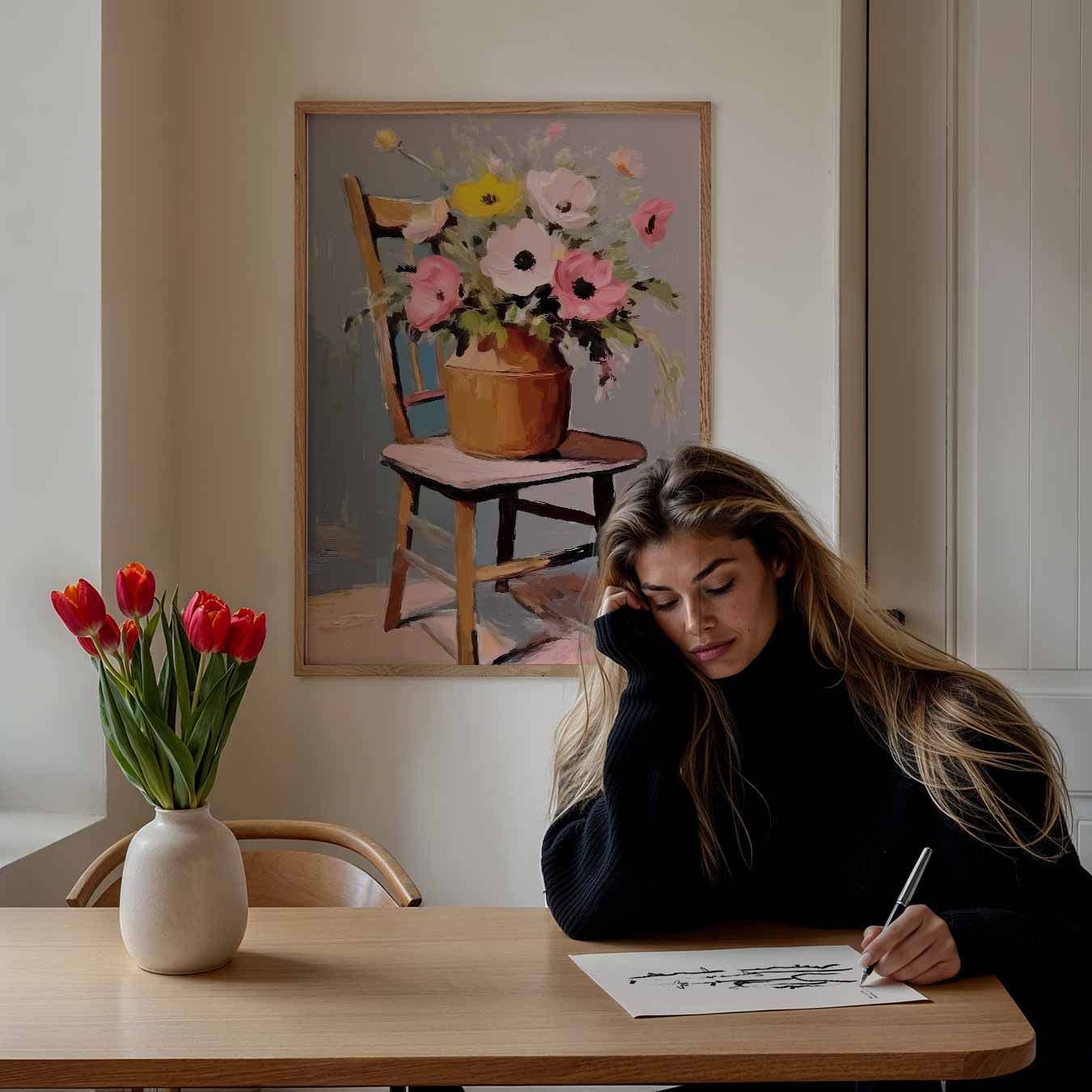 Bloemenvaas op Houten Stoel Poster