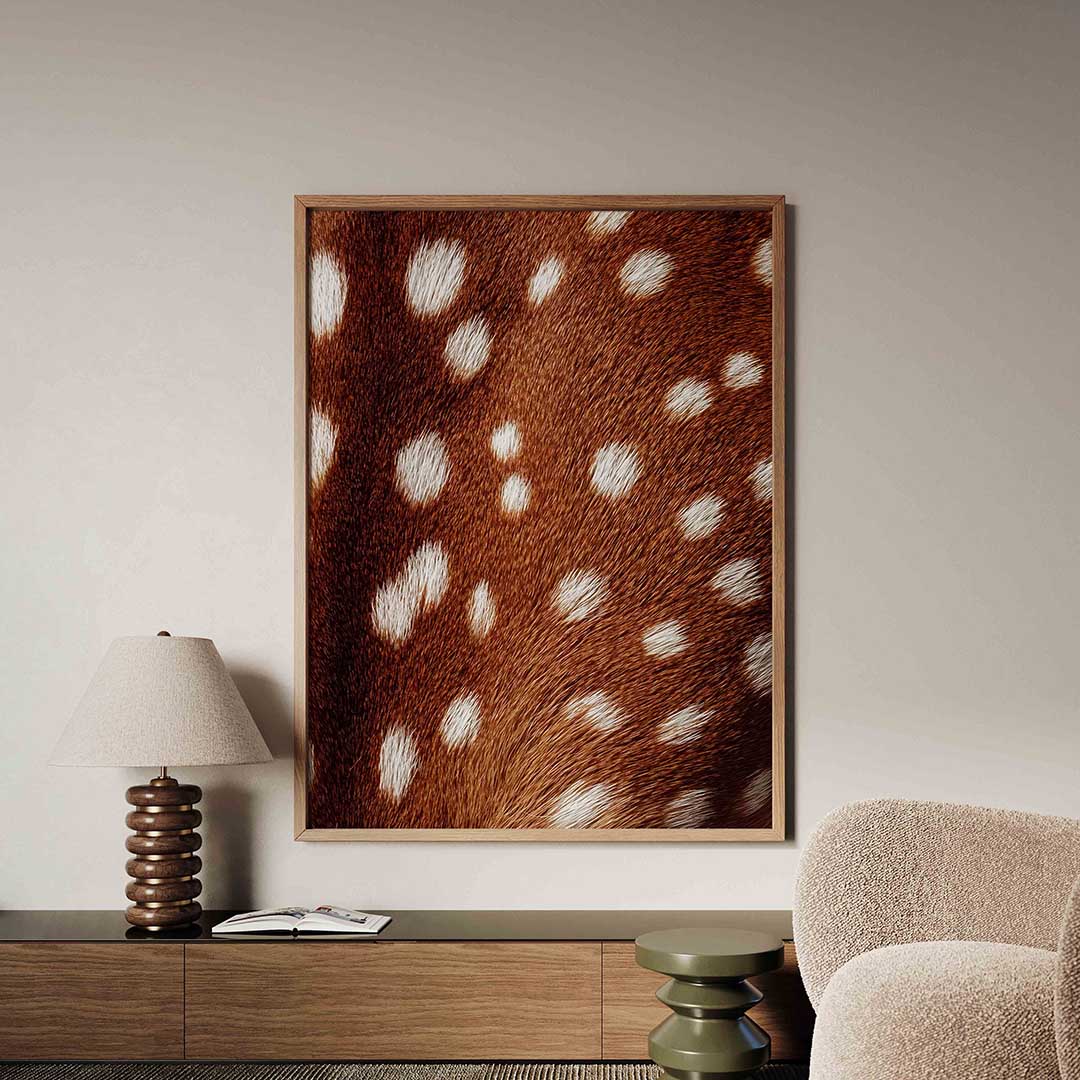 Bruine vacht met witte stippen Poster
