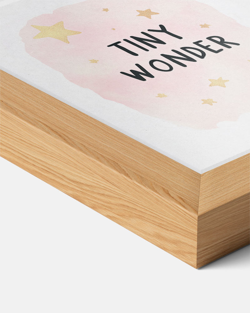 Tiny Wonder Stippenposter