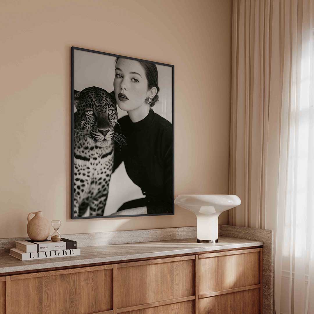 Vrouw met luipaard Poster
