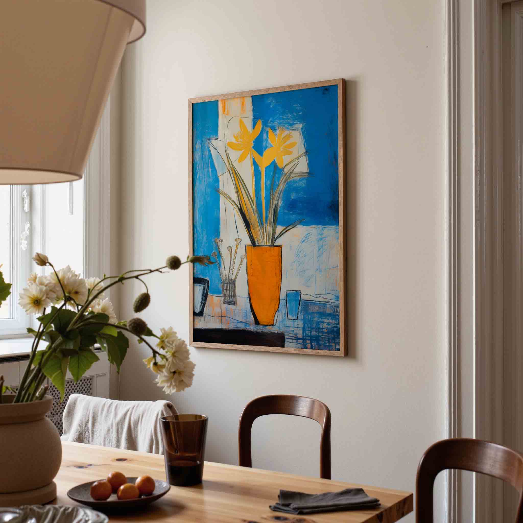 Gele bloemen in oranje vaas Poster
